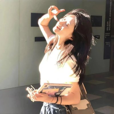 我的同桌是校花
